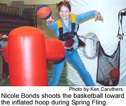 Nicole Bonds shoots the basketball
