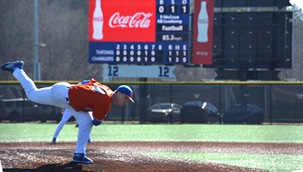 Zach McCrum pitches to an Ohio Sinclair batter. Photo by Jorge Tinoco Ramos