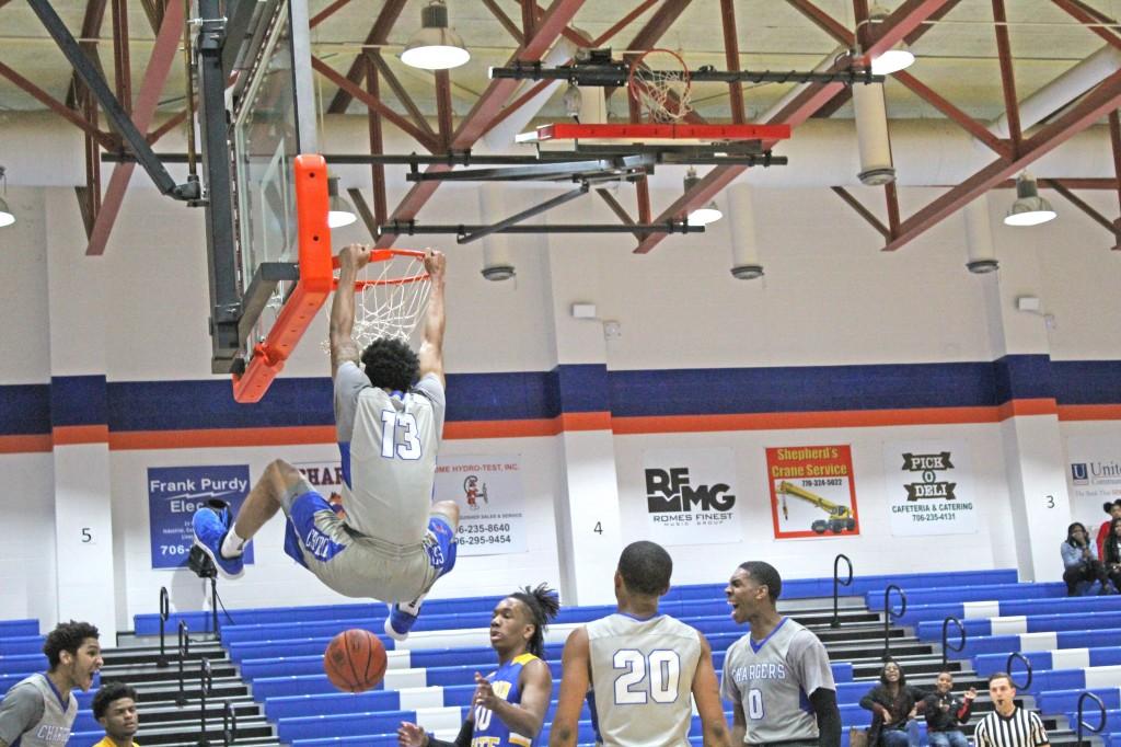 Khalyl Waters dunks during the Gordon State game on Jan. 19 at the Corral. Photo by Catie Sullivan