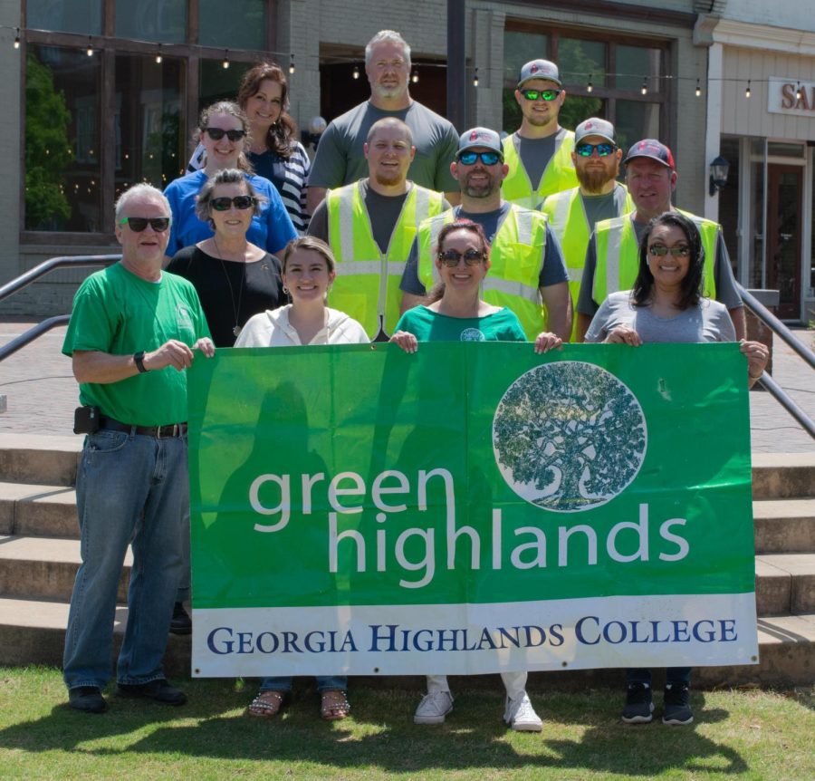 GHC, Keep Paulding Beautiful and the City of Dallas community all banded together to clean the downtown Dallas area.