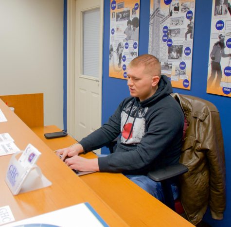 The honorably discharged Alec Lindsey, studying in the Veteran Resource Center at the Paulding Campus.