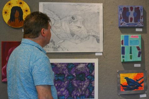 Navigation to Story: Student art gallery showcased on Rome campus
